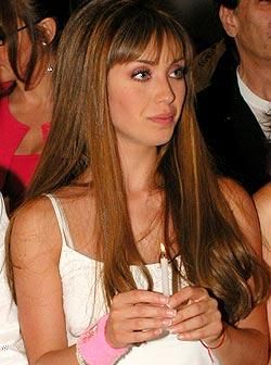 Anorexia lui anahi...... - nu ptea sa moara nu nu - Anahi