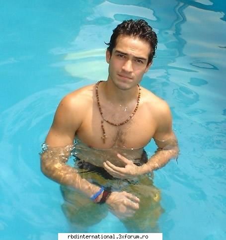 Galerie foto-Alfonso Herrera - oana_anahi&poncho - Alfonso Herrera