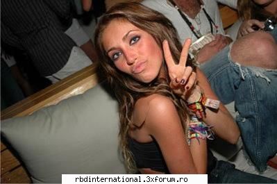 Galerie foto-Anahi - alta........a 2a cu mi - Anahi