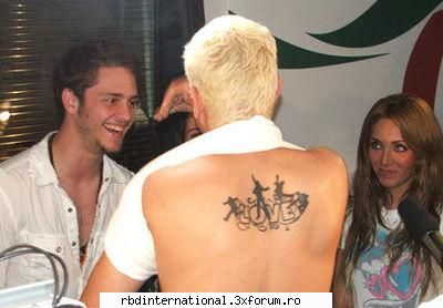 Galerie foto-Anahi - annie,chris si ucker - Anahi