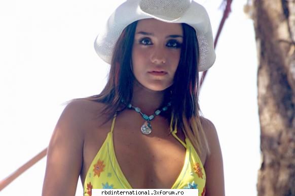 Galerie foto-Dulce Maria - oana_anahi&poncho - Dulce Maria