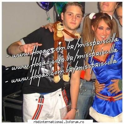 Poze de la ziua ei - Anahi4ever - Anahi