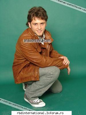 Tinuta zilei - Anahi4ever - Christopher Uckermann