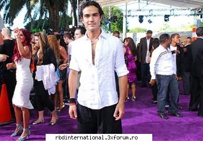 Tinuta zilei - Anahi4ever - Alfonso Herrera