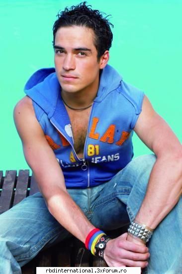 Tinuta zilei - Anahi4ever - Alfonso Herrera