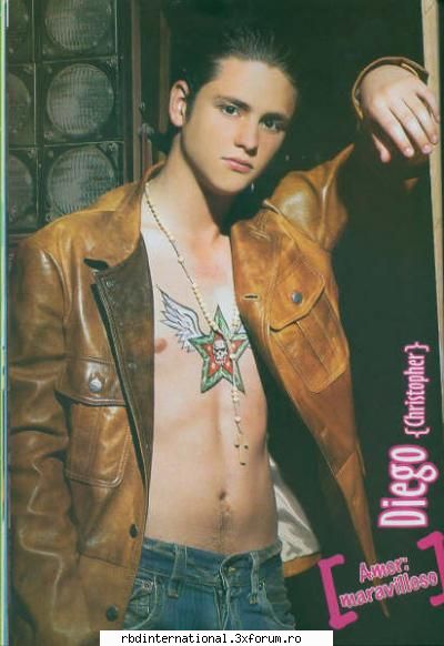 Tinuta zilei - Anahi4ever - Christopher Uckermann