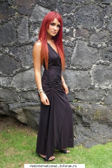 Tinuta zilei - ***vondy-girl*** - Dulce Maria