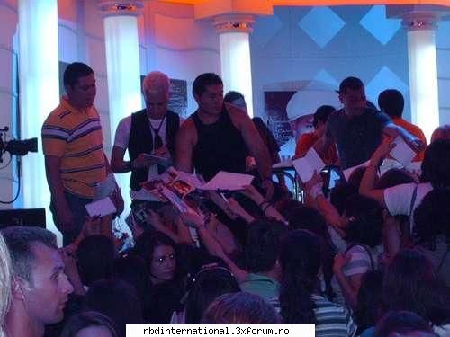 Un nou concert RBD in Romania??? - i_love_you_rbd - RBD in Romania2007