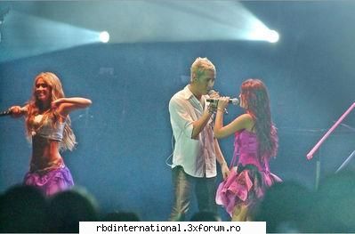 concert costa rica - dul,chris si annie - Aparitii RBD