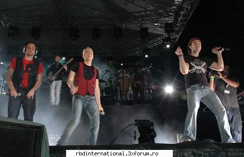 concert nicaragua - poncho,chris si ucker - Aparitii RBD