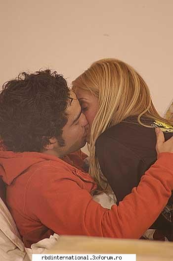 los a - MIA Y MIGUEL CUANDO EL ESTA ENFERMO - Traumadas por Los A
