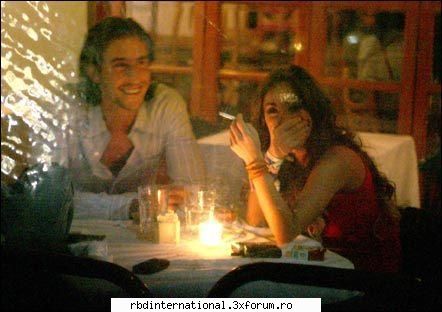 membrii trupei fumeaza....totzi!!!!! - a 10a e cu.......mi prinesa !!!! - RBD
