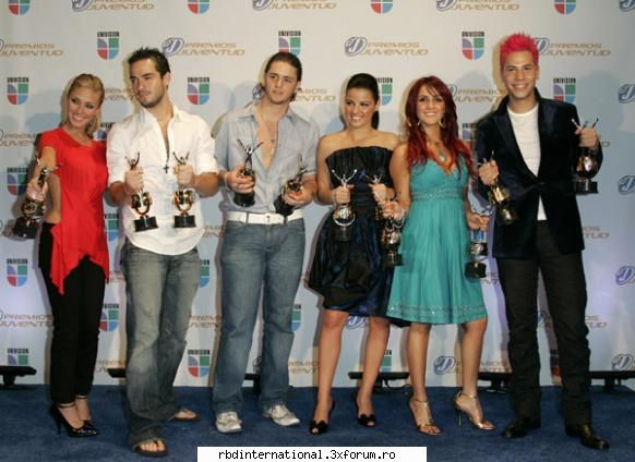 galerie foto-rbd 8a........ Moderatoare y traumada por Annie&Poncho