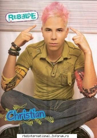 place christian chavez? chris cel mai haios imi place mult vocea lui